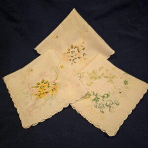 Handkerchiefs White Cotton Set of 3 Scalloped Edges Yellow Pink Blue 1970s